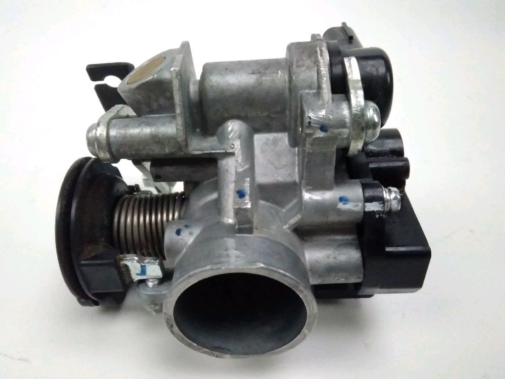 CORPS D'INJECTION DROIT