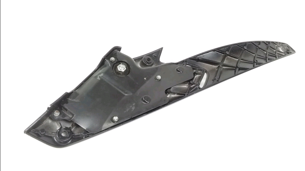 PLATINE ET REPOSE PIEDS ARRIERE DROIT