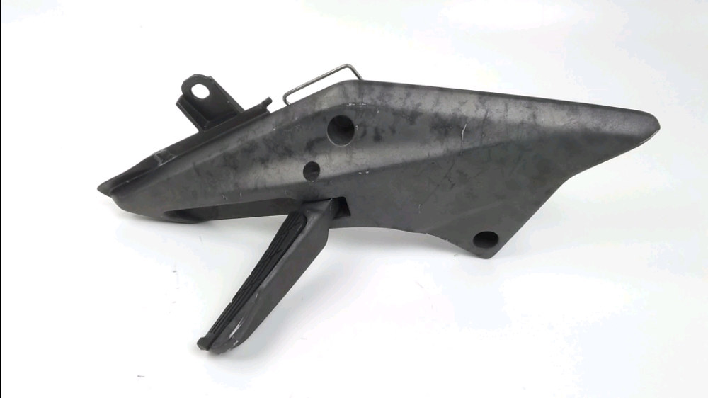 PLATINE ET REPOSE PIEDS ARRIERE DROIT