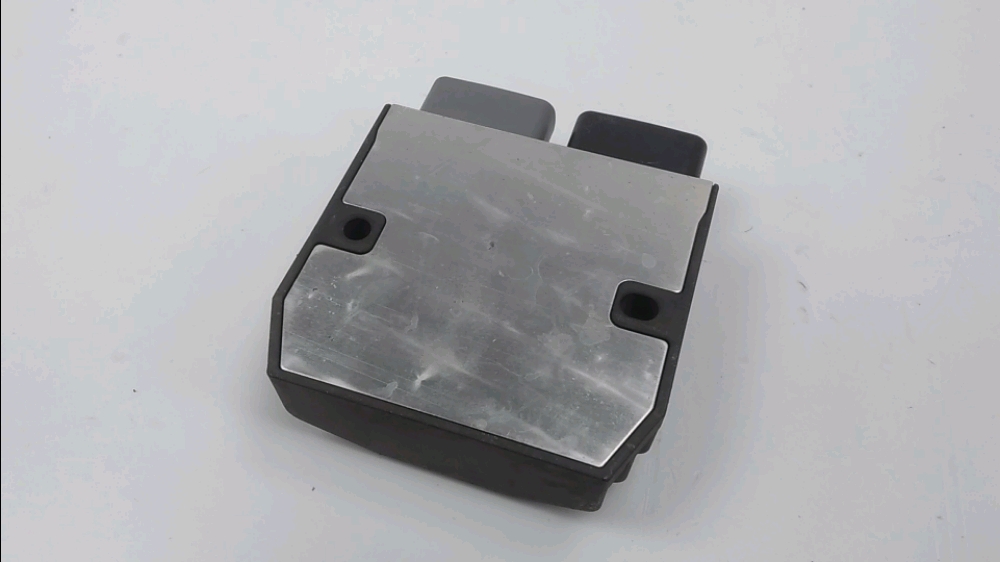 REGULATEUR DE TENSION