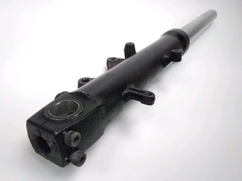 Tube de fourche gauche