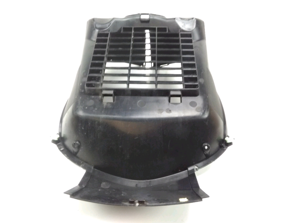 GRILLE DE RADIATEUR