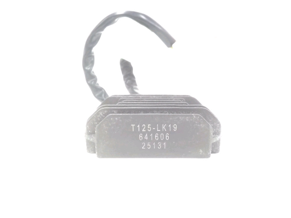 REGULATEUR DE TENSION