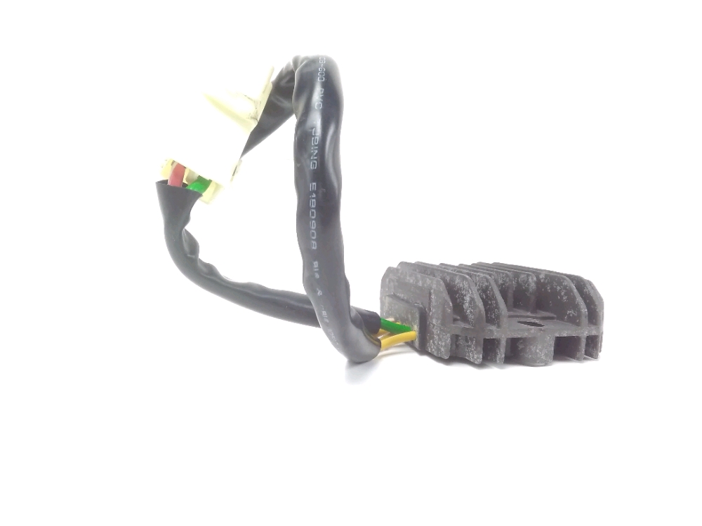 REGULATEUR DE TENSION