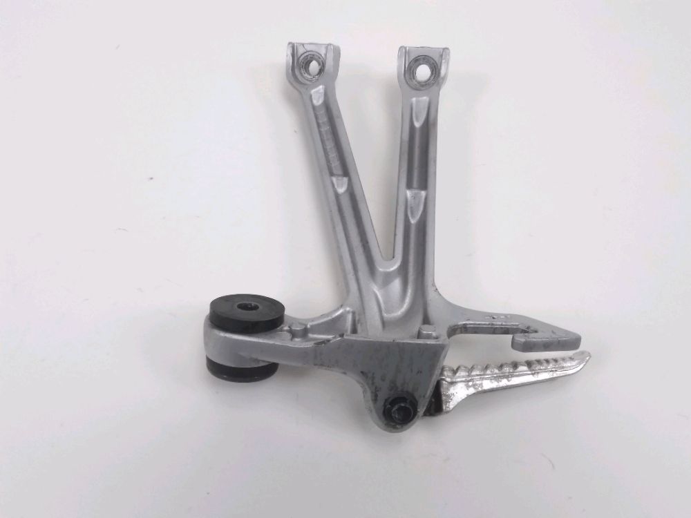 PLATINE ARRIERE DROITE COMPLETE