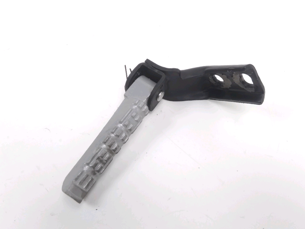 PLATINE ET REPOSE PIEDS ARRIERE DROIT