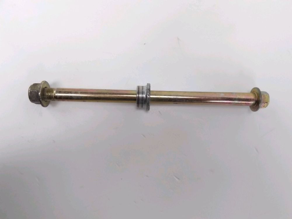AXE DE ROUE AVANT