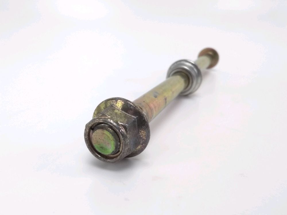 AXE DE ROUE AVANT