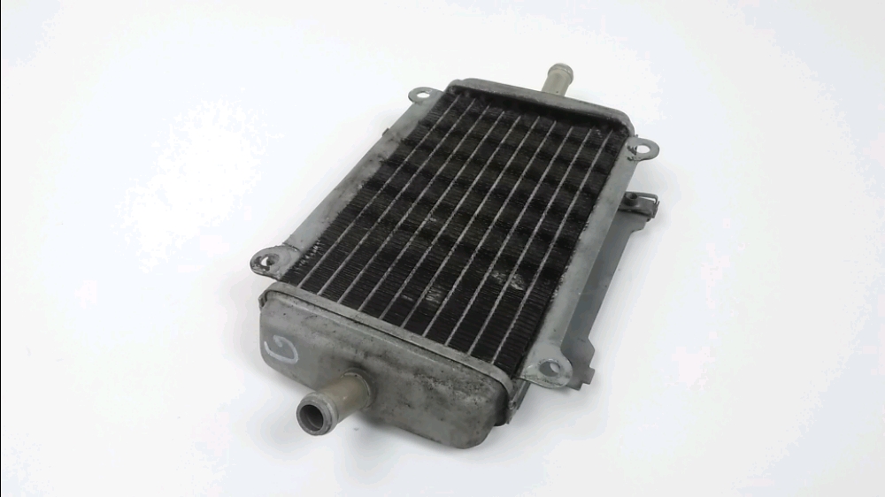 RADIATEUR EAU GAUCHE