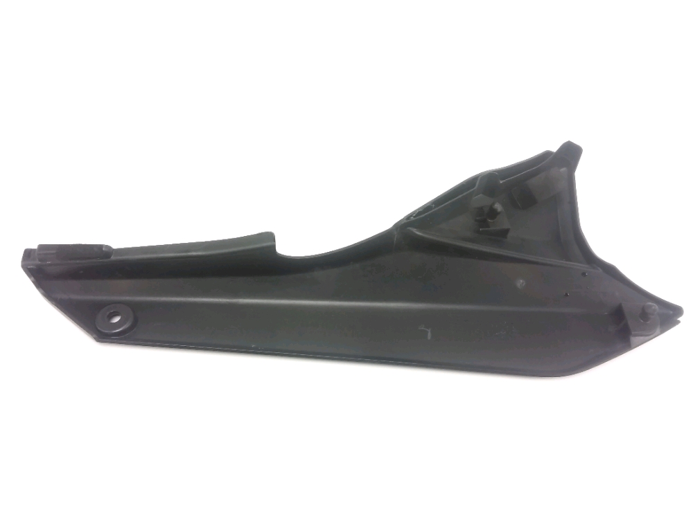 CACHE LATERAL GAUCHE