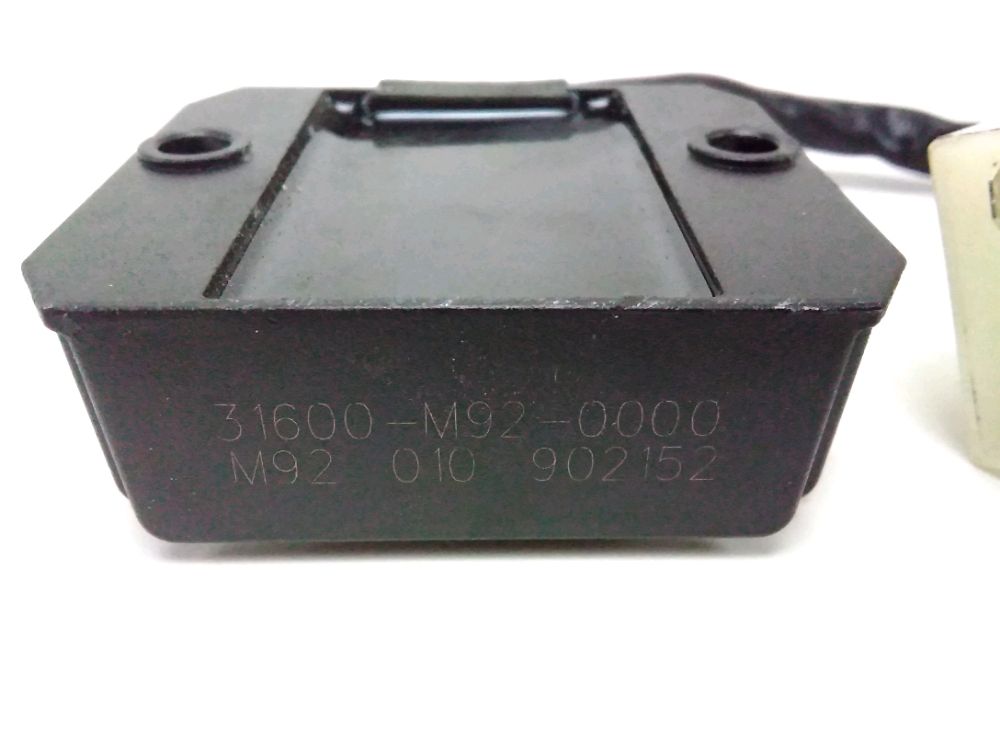 REGULATEUR DE TENSION
