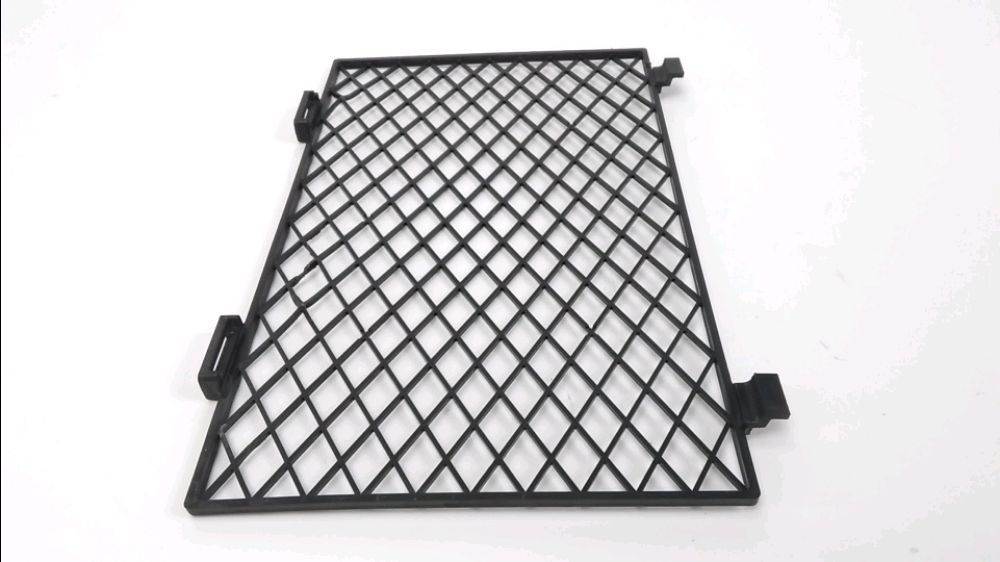 GRILLE DE RADIATEUR