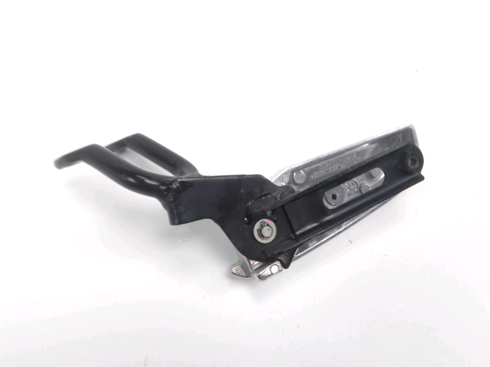 PLATINE ET REPOSE PIEDS ARRIERE DROIT