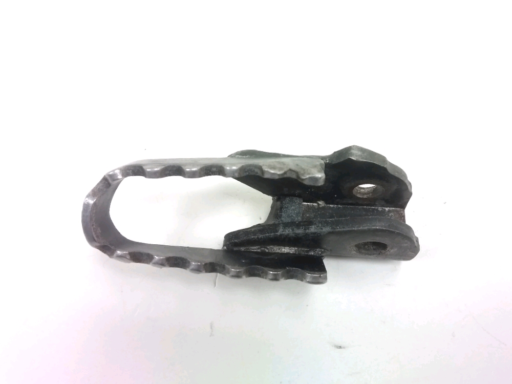 Repose pieds avant droit