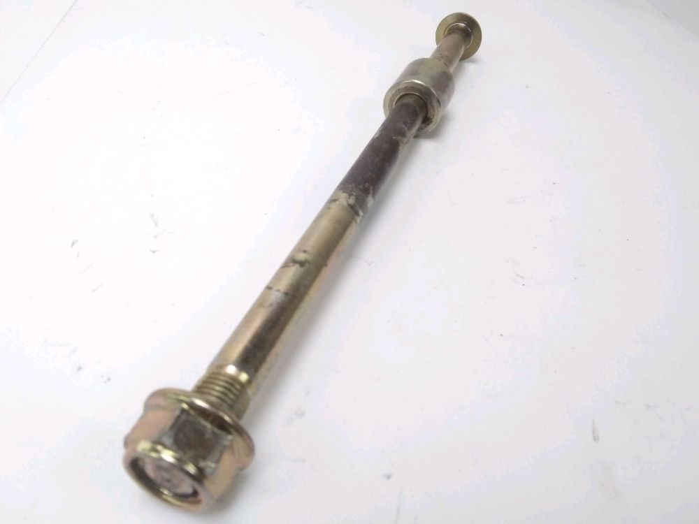 AXE DE ROUE AVANT