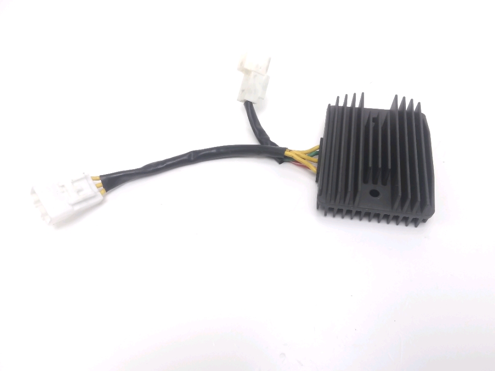 REGULATEUR DE TENSION