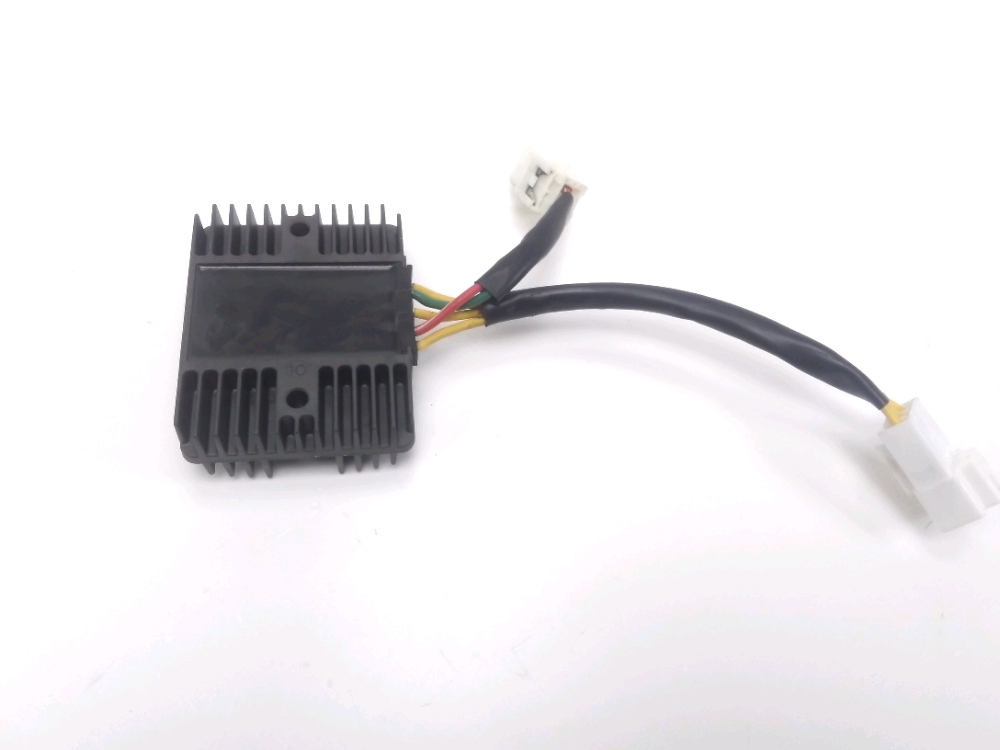 REGULATEUR DE TENSION