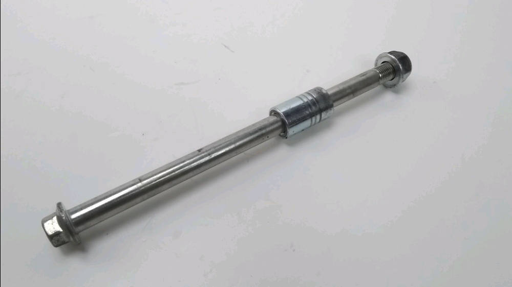 AXE DE ROUE AVANT
