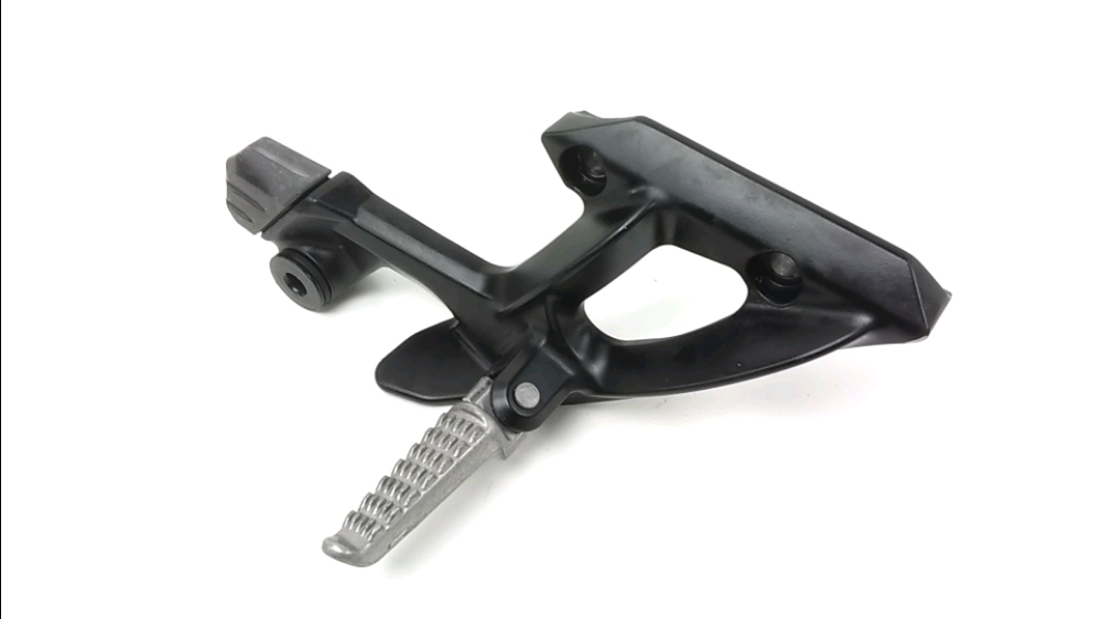 PLATINE ET REPOSE PIEDS ARRIERE DROIT