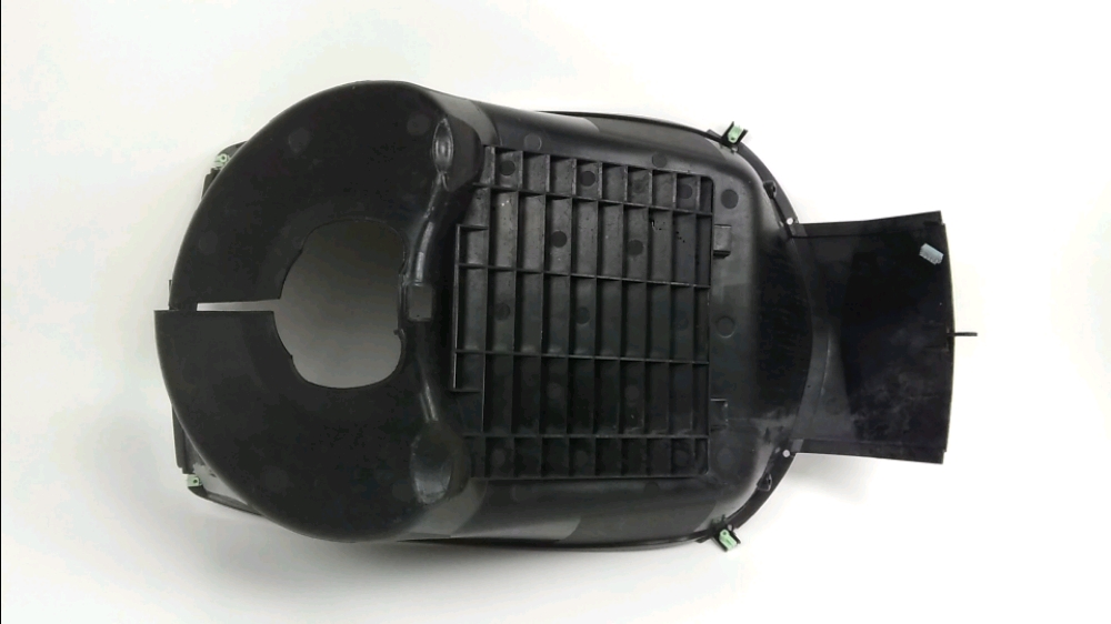 GRILLE DE RADIATEUR