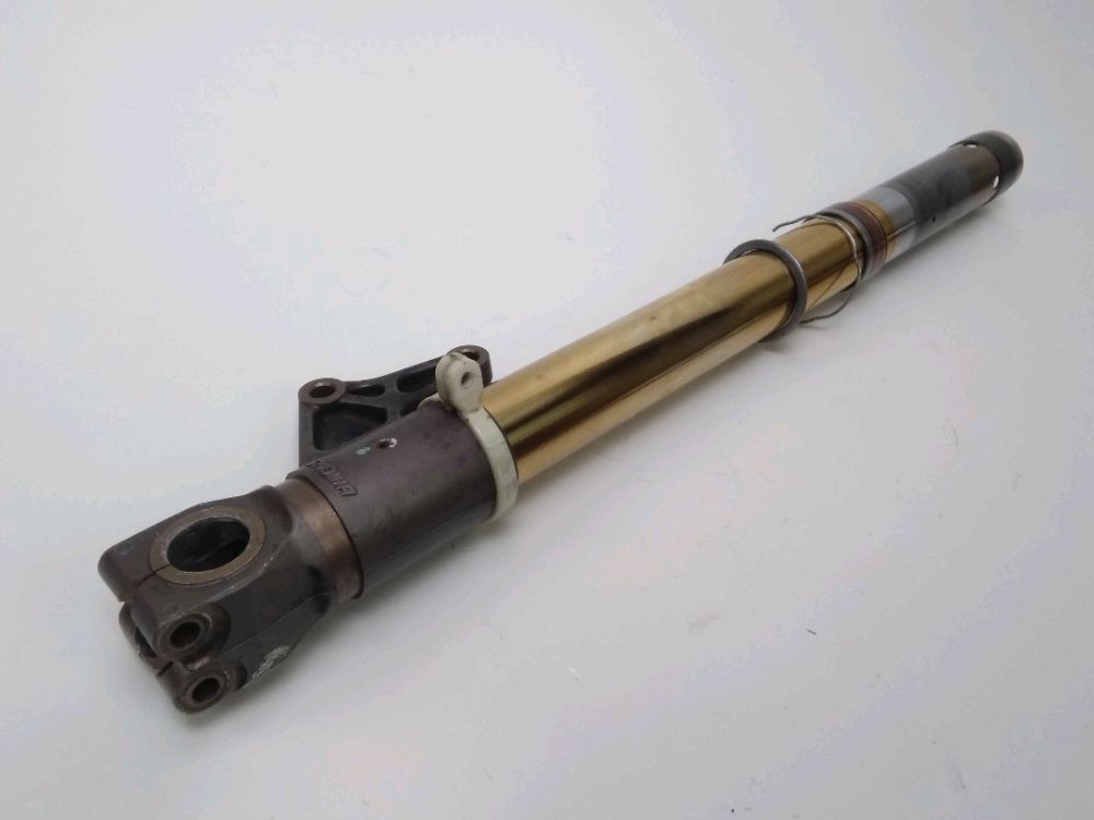 Tube de fourche gauche