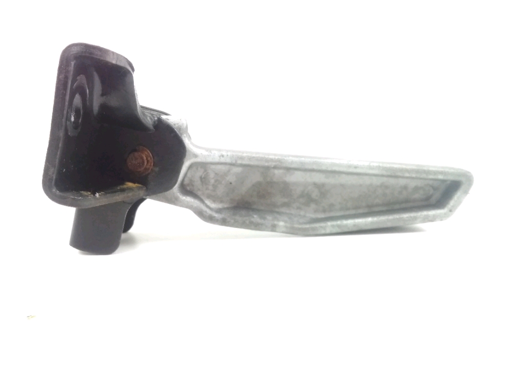 PLATINE ET REPOSE PIEDS ARRIERE DROIT