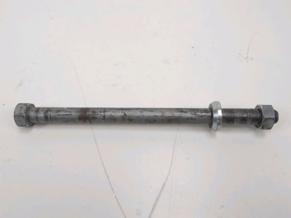 AXE DE ROUE ARRIERE