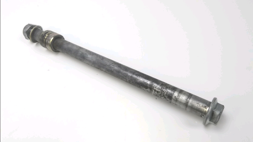 AXE DE ROUE ARRIERE