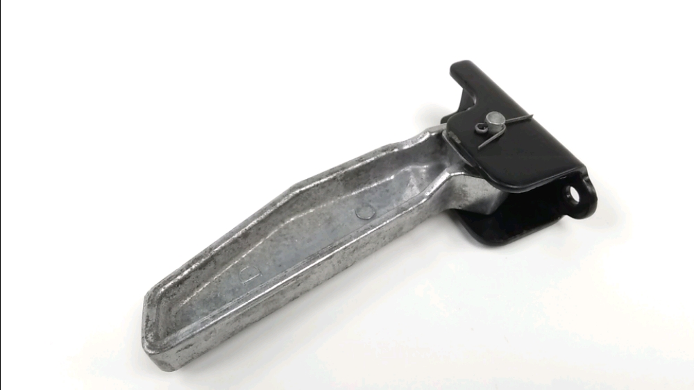 PLATINE ET REPOSE PIEDS ARRIERE DROIT