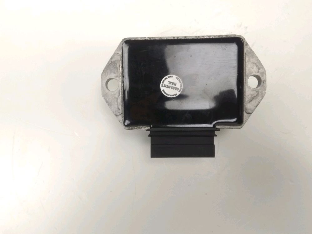 REGULATEUR DE TENSION