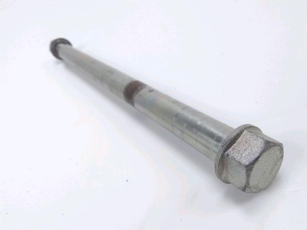 AXE DE ROUE AVANT