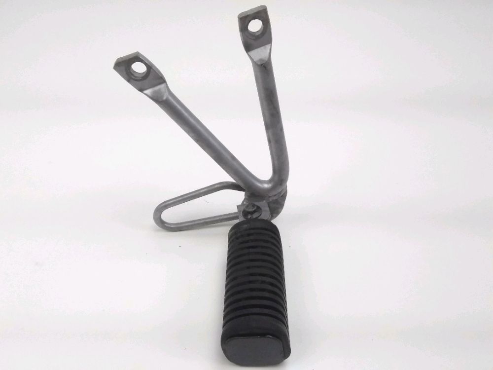 PLATINE ET REPOSE PIEDS ARRIERE DROIT