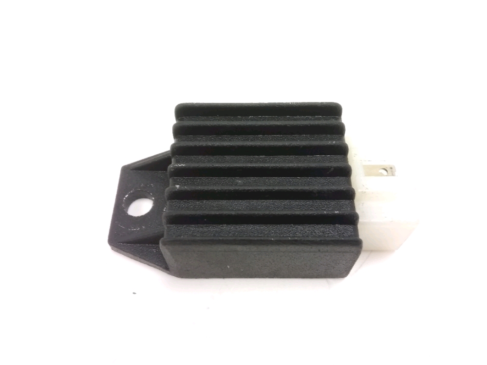 REGULATEUR DE TENSION