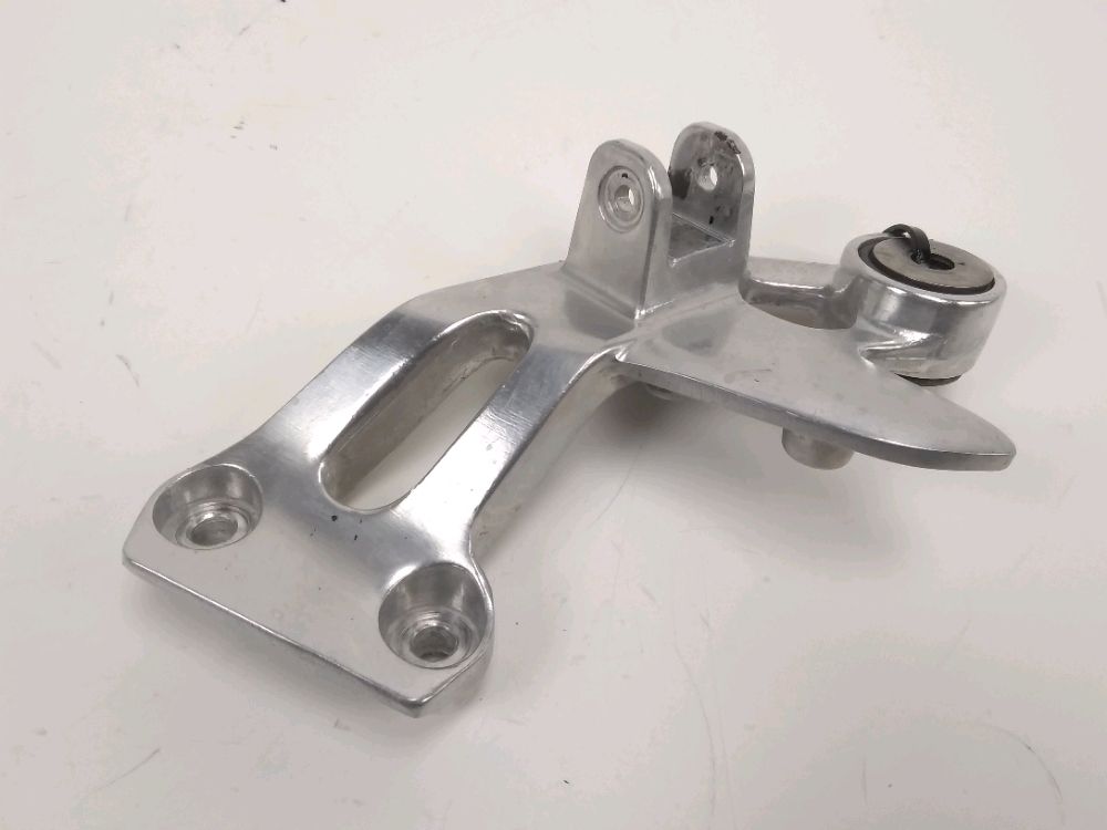 PLATINE ARRIERE DROITE COMPLETE