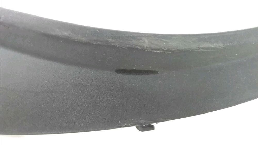 CACHE LATERAL GAUCHE