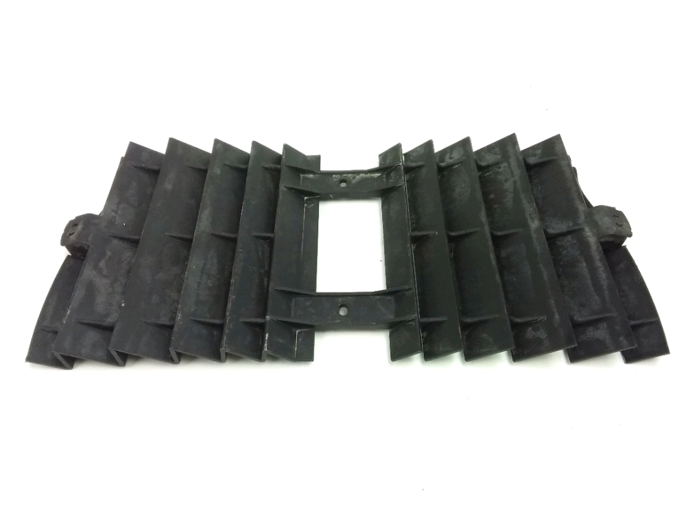 GRILLE DE RADIATEUR