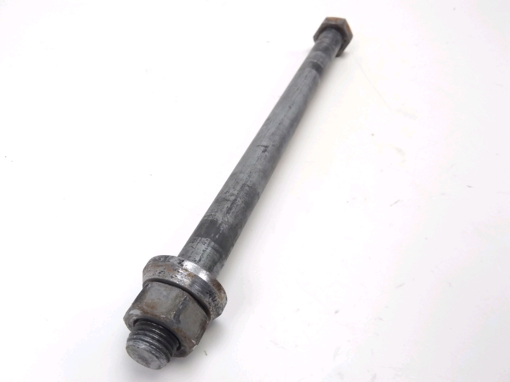 AXE DE ROUE ARRIERE