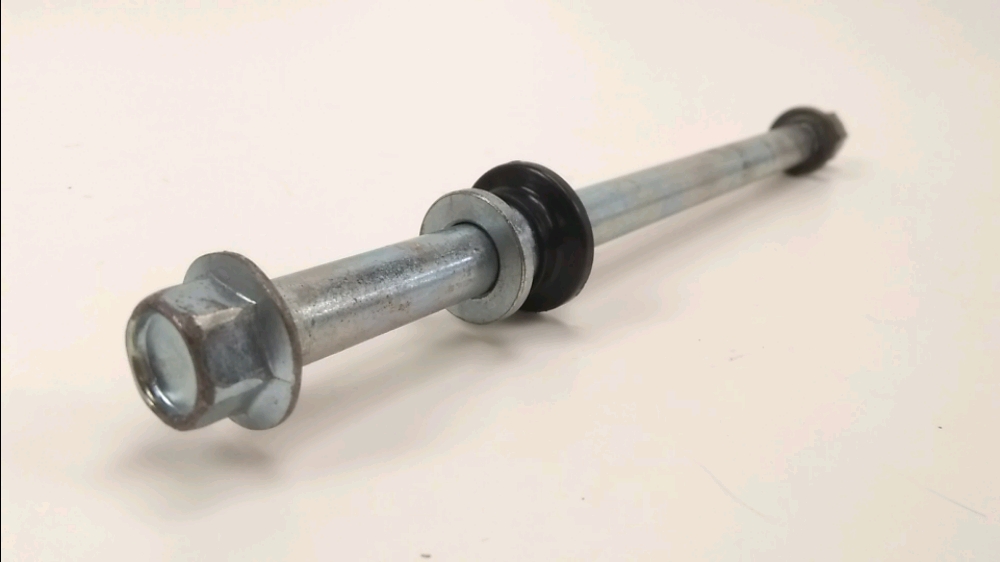AXE DE ROUE AVANT