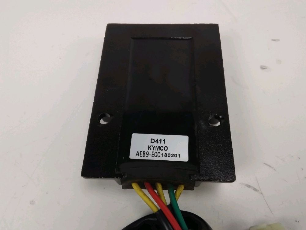 REGULATEUR DE TENSION