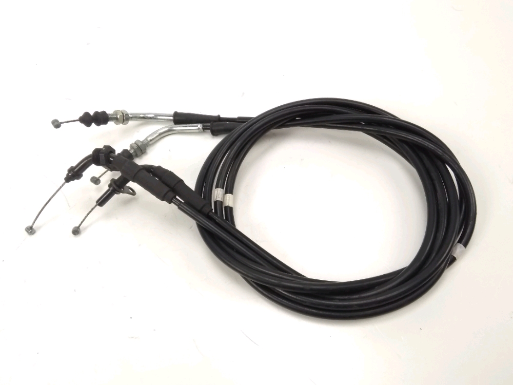 Cable d'accelerateur