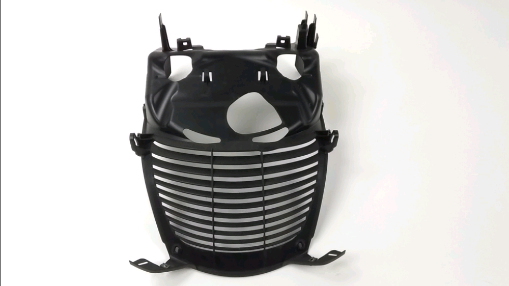 GRILLE DE RADIATEUR