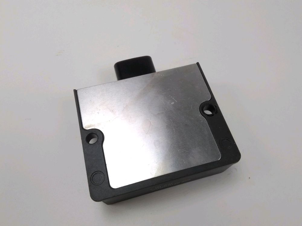 REGULATEUR DE TENSION