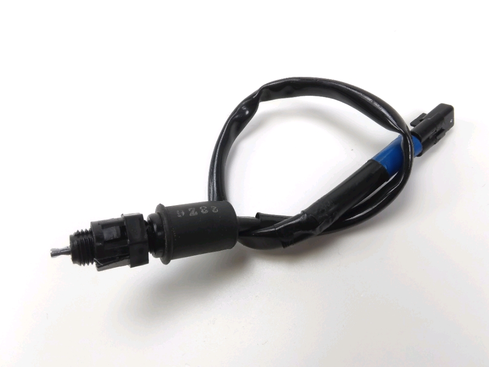 CONTACTEUR DE STOP AR