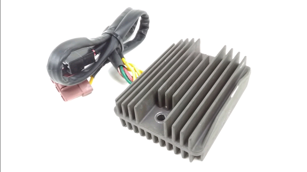 REGULATEUR DE TENSION