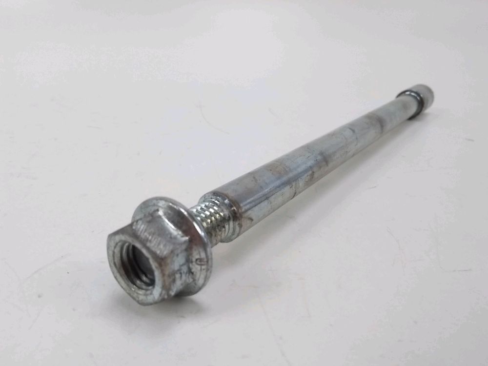 AXE DE ROUE AVANT