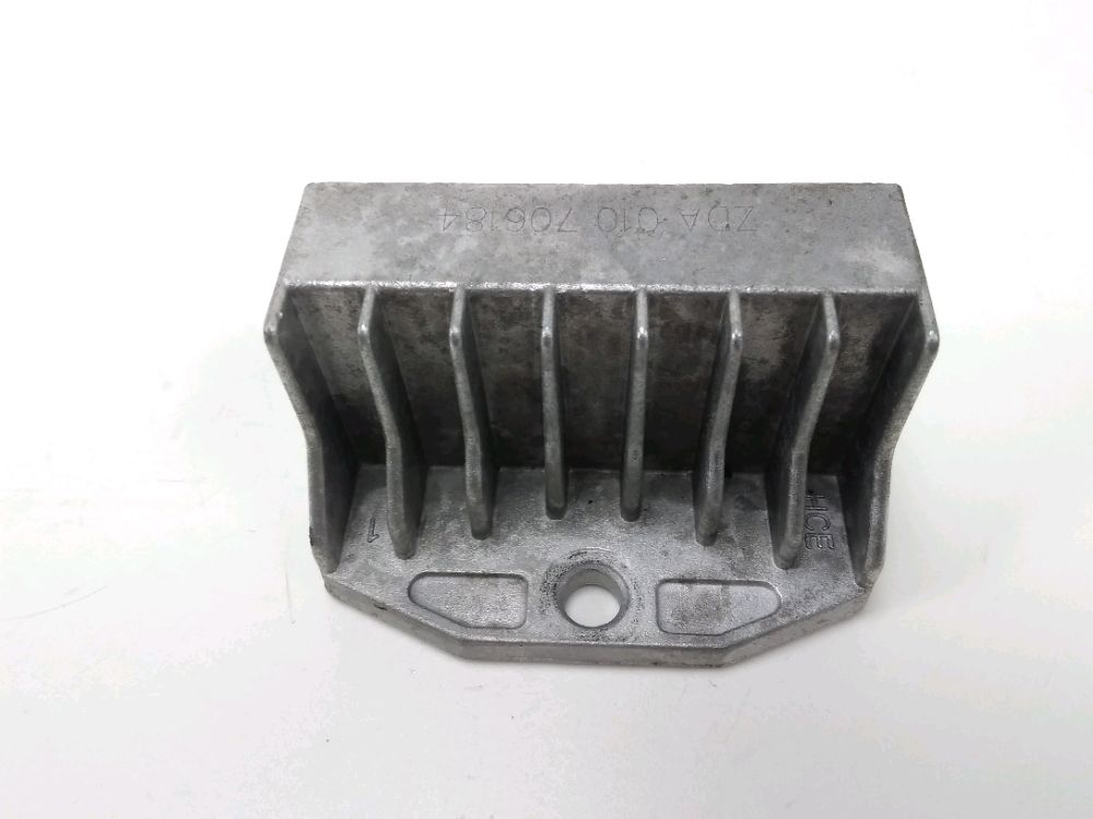 REGULATEUR DE TENSION