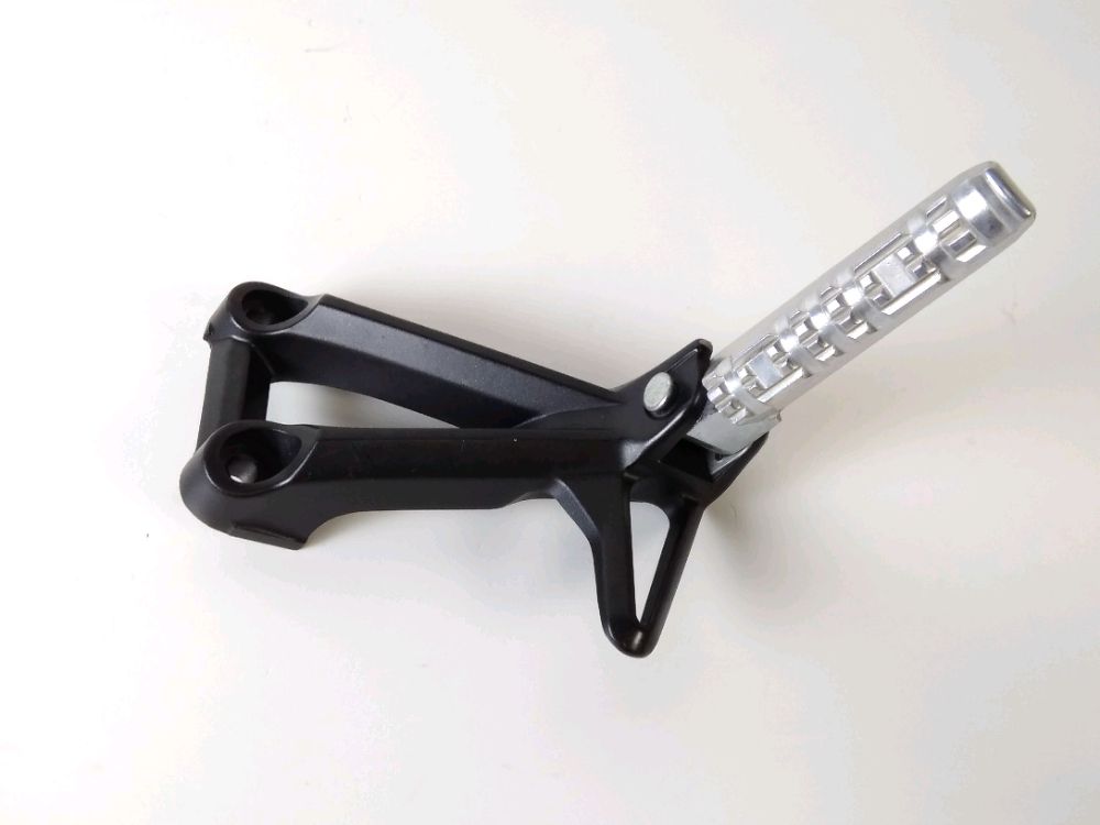 Platine arriere droite complete