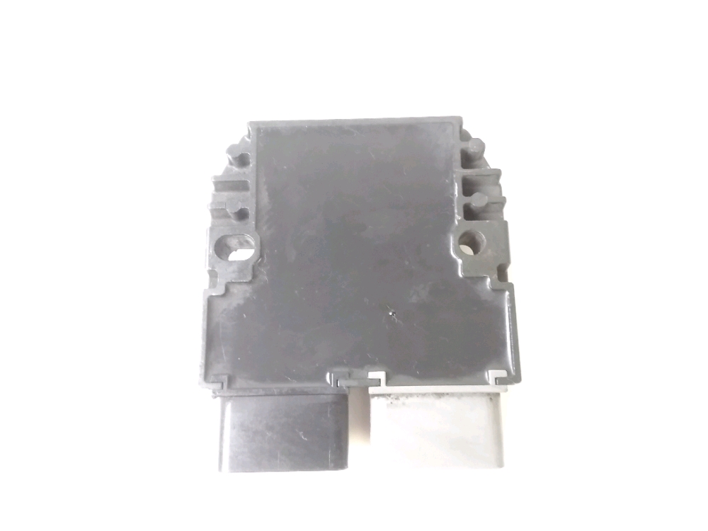 REGULATEUR DE TENSION