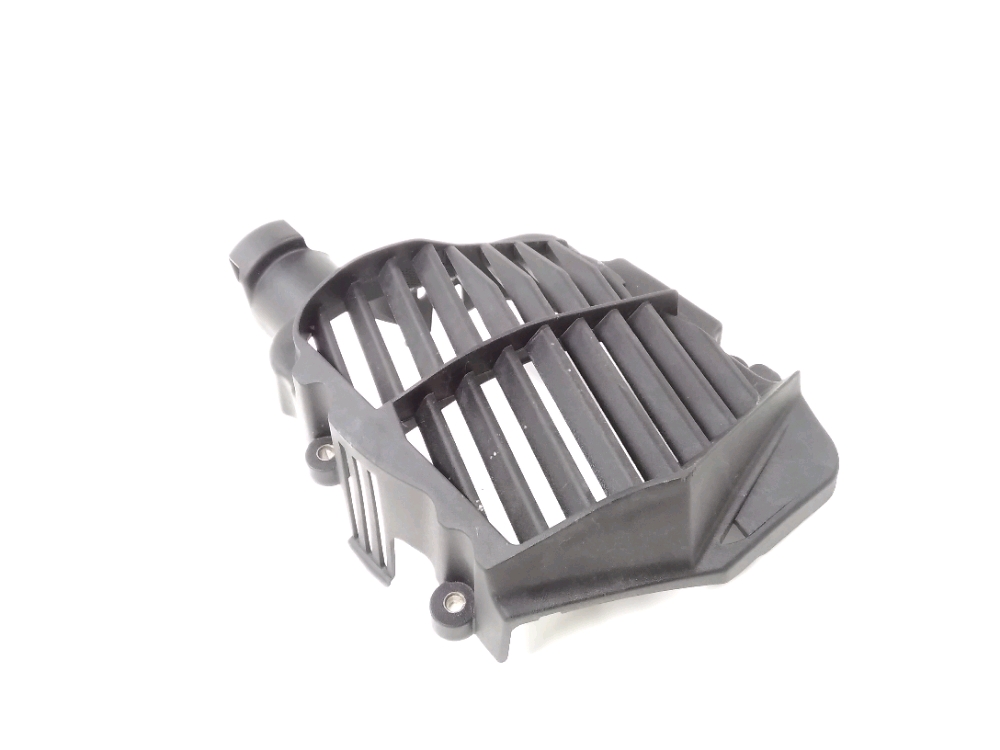 GRILLE DE RADIATEUR