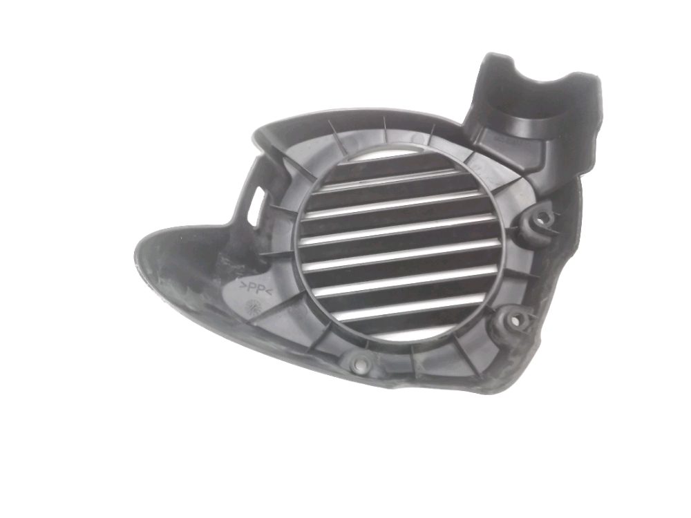GRILLE DE RADIATEUR